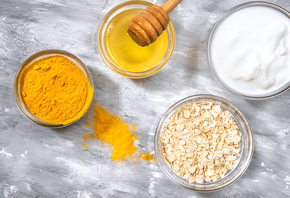 Turmeric and Oatmeal Mask